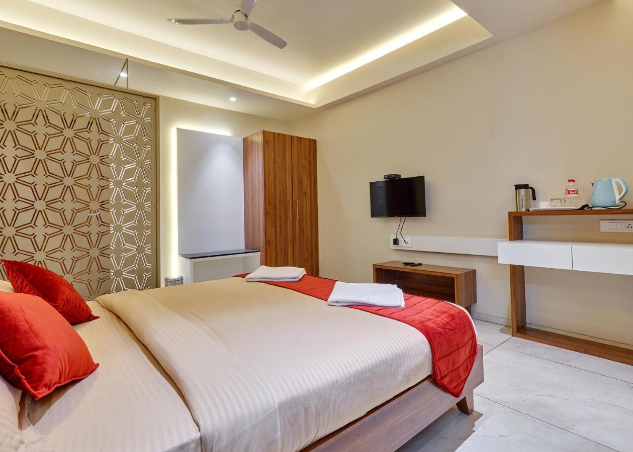 Hotel Swamini Kolhapur Exterior photo