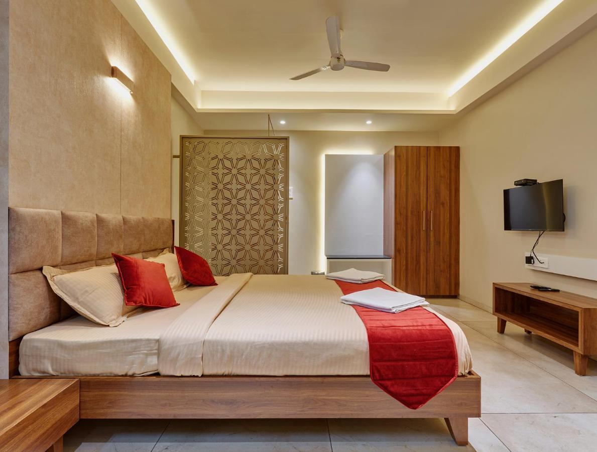 Hotel Swamini Kolhapur Exterior photo